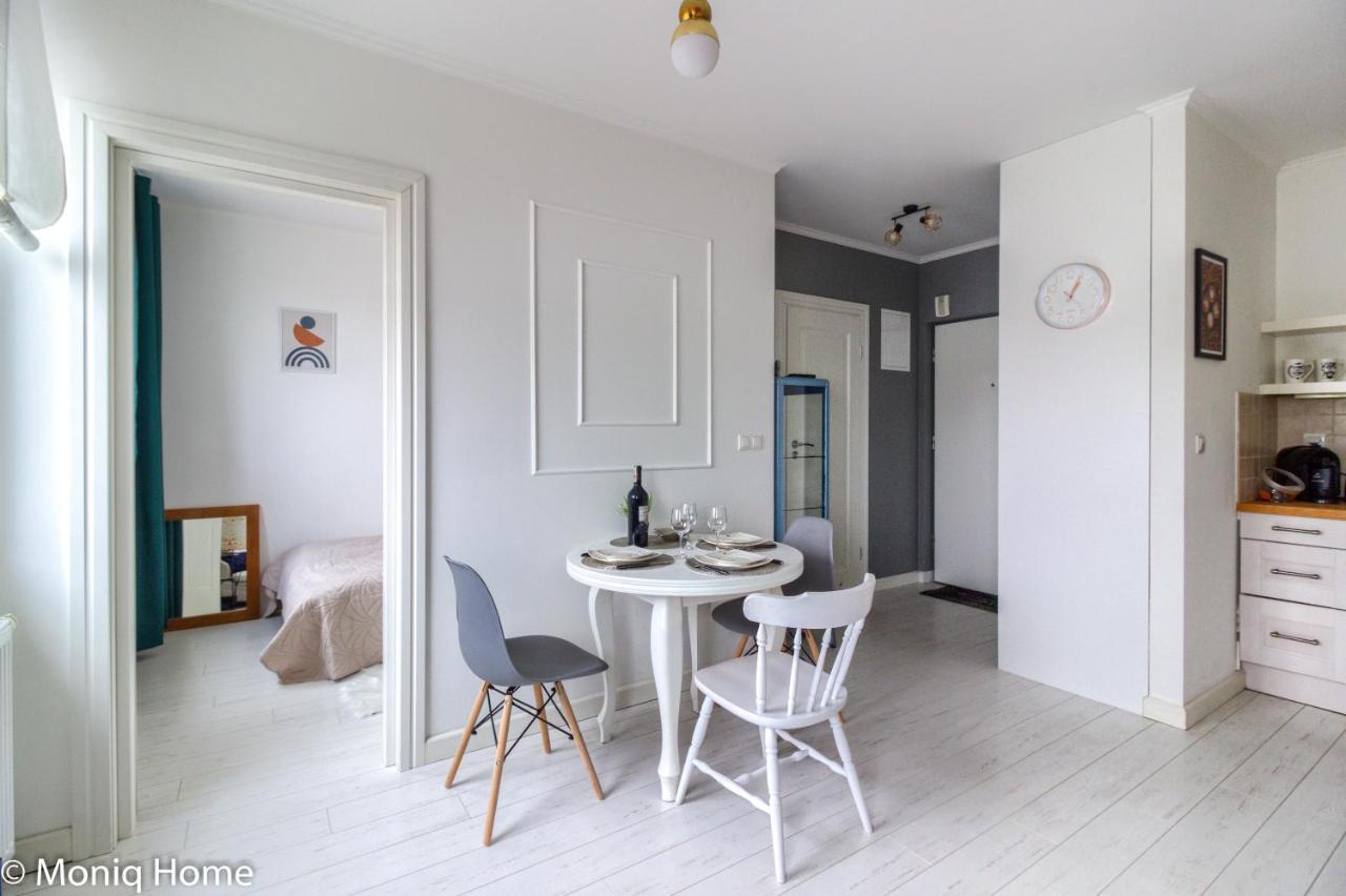 M&r Apartament Travel&business Premium Skoroszewska - Free Wifi - Self Check-in - Enel-med - Fv - Close The City Center Apartment *