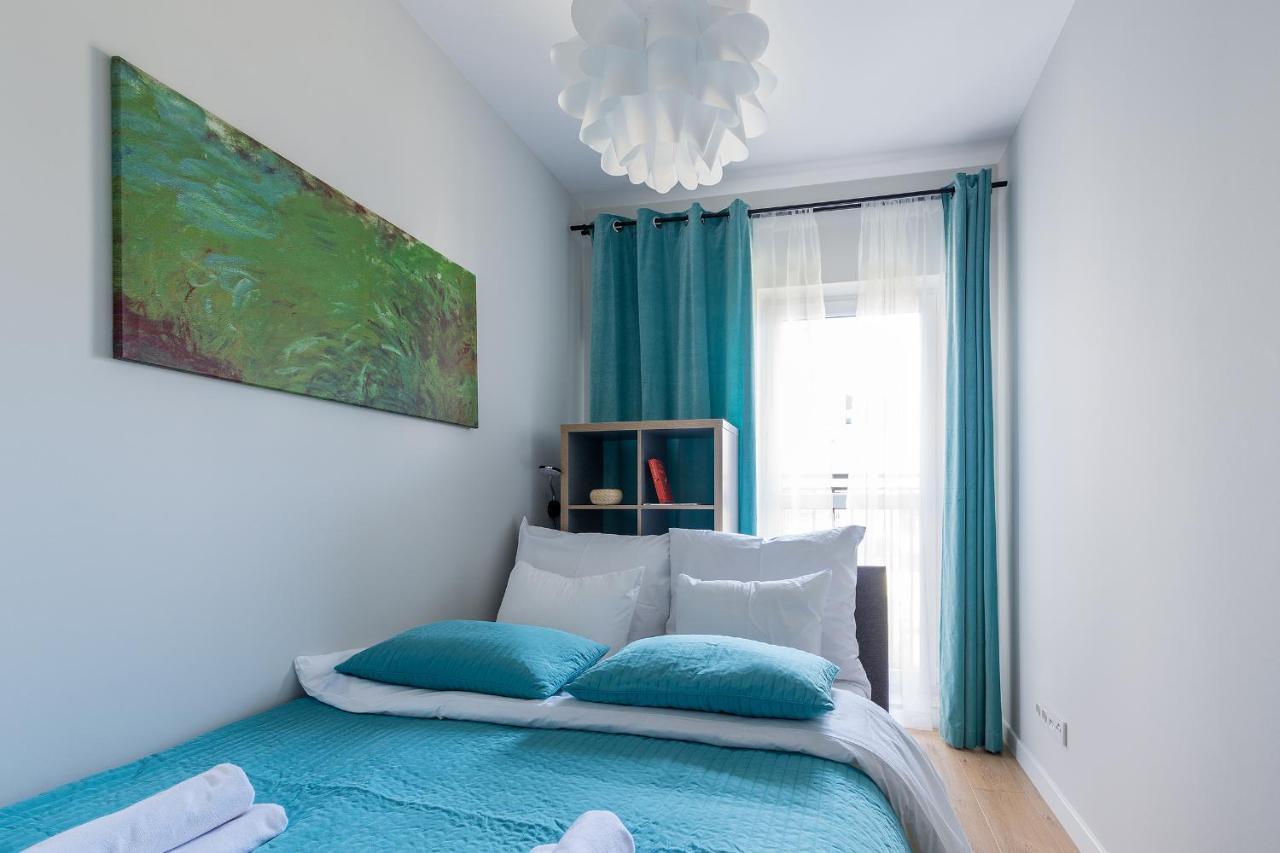 Apartment Okecie Airport Bakalarska 2 P&o Serviced