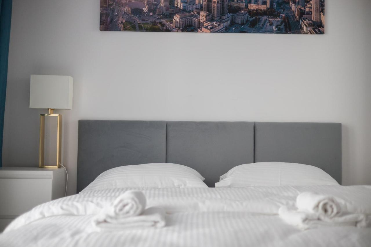 Apartment Bliska Wola Golden Studio 1319 Warsaw