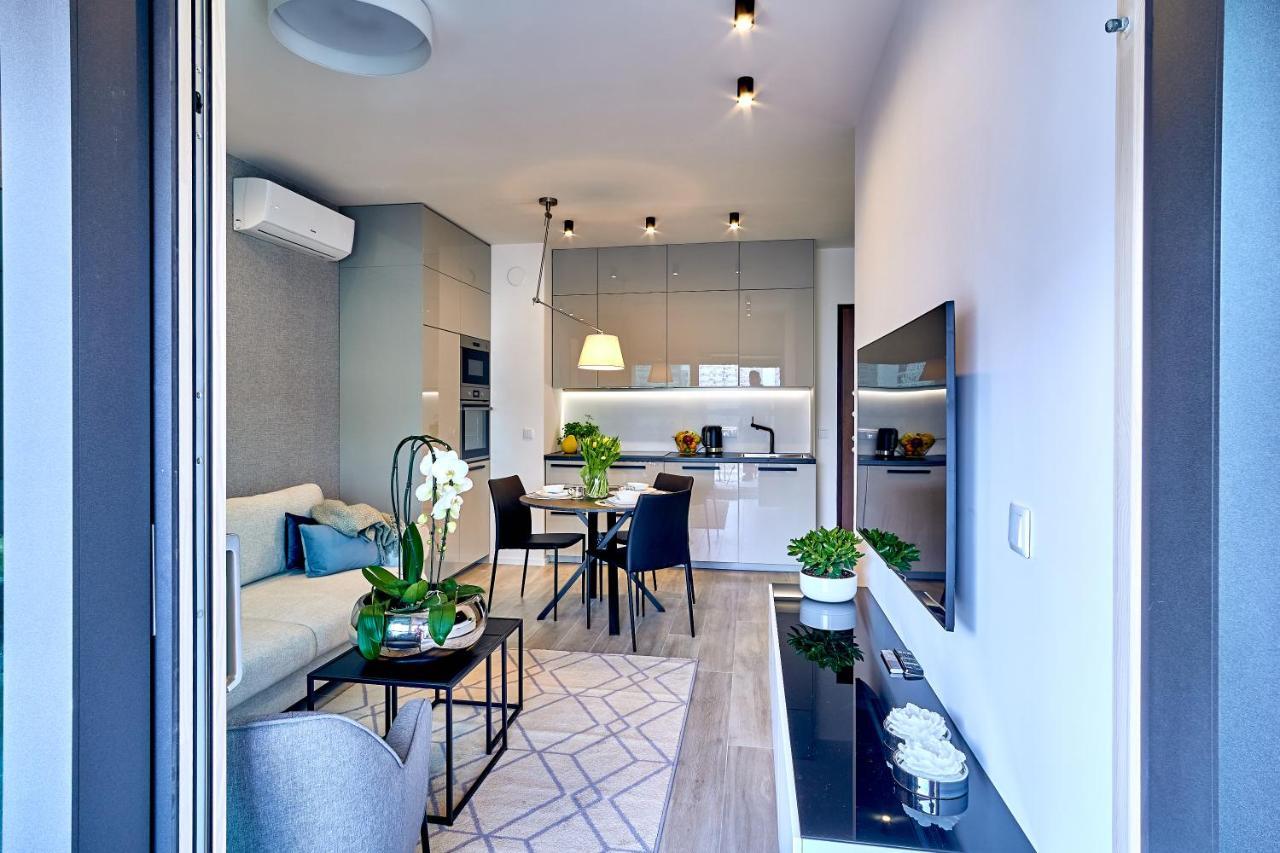 Apartment Mennica Deluxe *