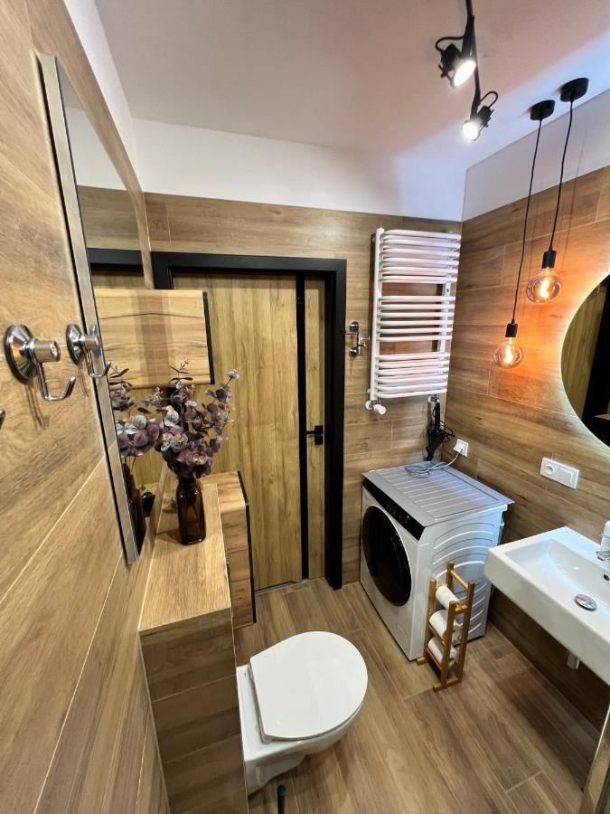 Downtown View 3 60m2+ Free Garage 2km Old Town Metro 9min Tram Apartment Warsaw