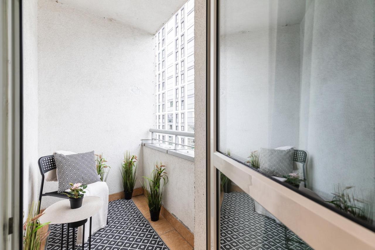 Superapart Stanow Zjednoczonych 72 * Warsaw