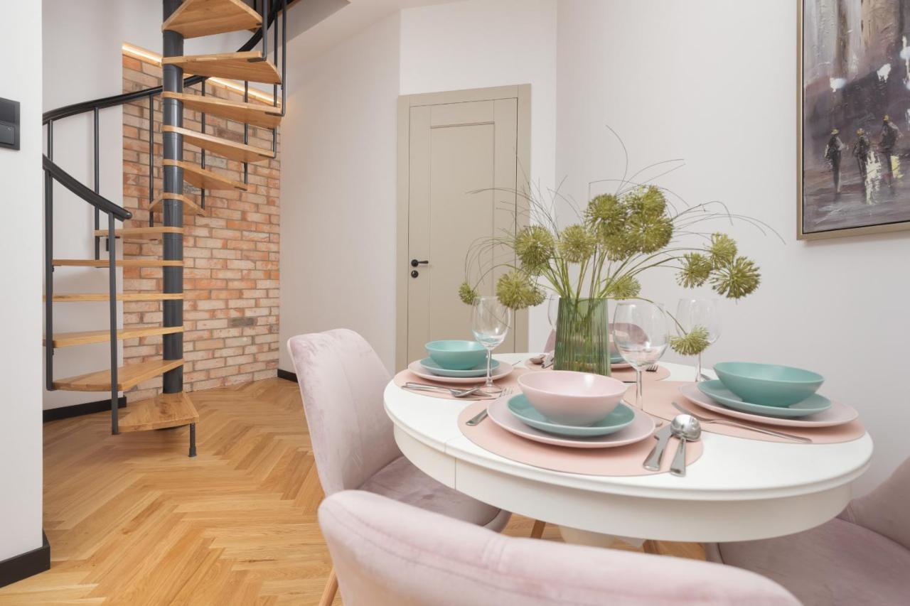Praga Duplex Premium By Renters Prestige