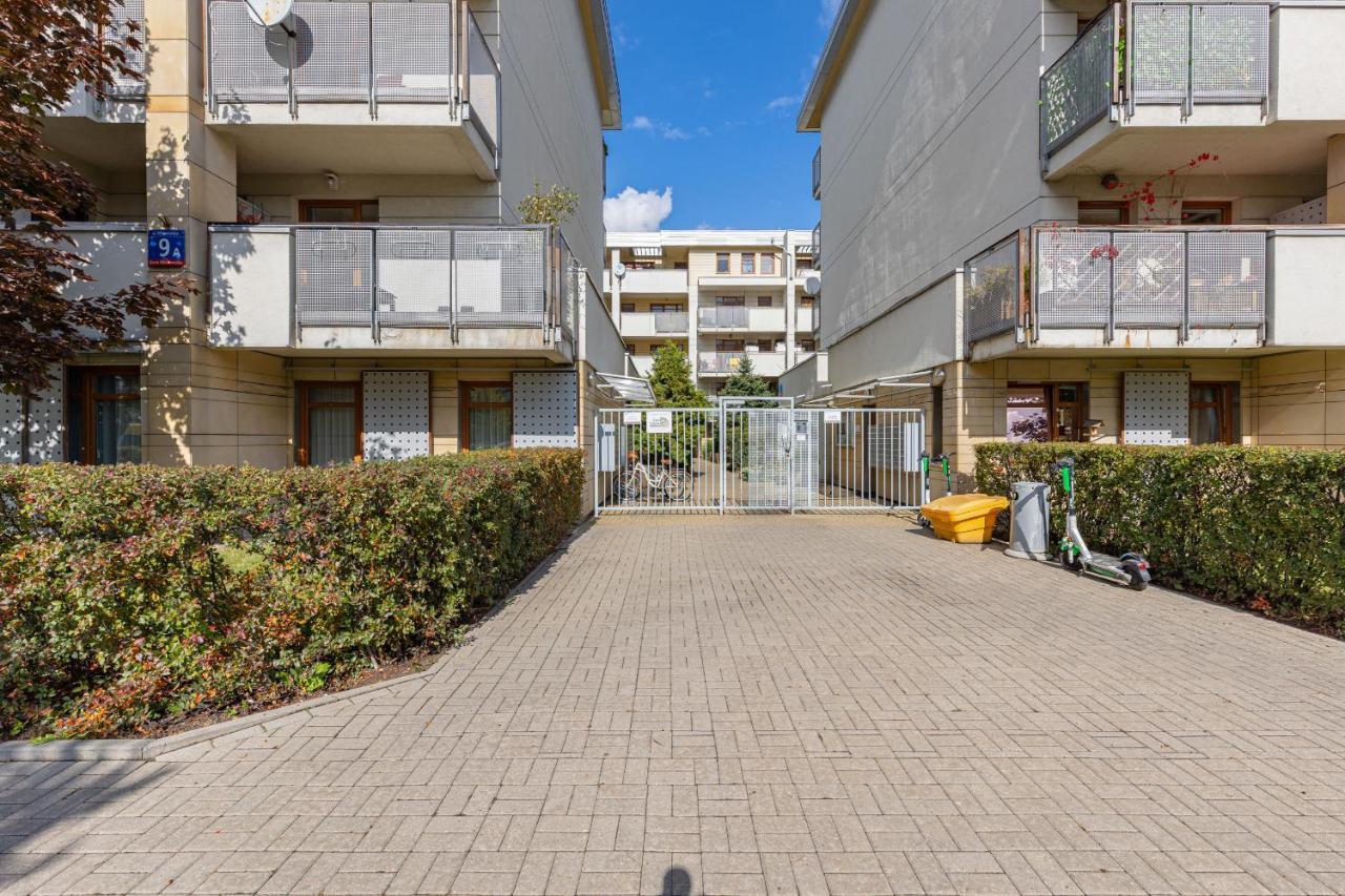 Blonia Wilanowskie By Renters Apartamento *