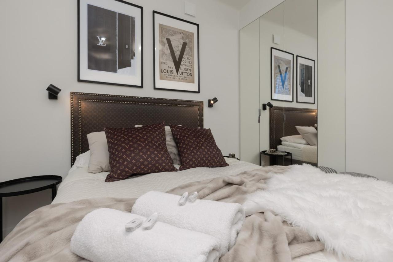 Bracka Fashion By Renters Prestige Apartment