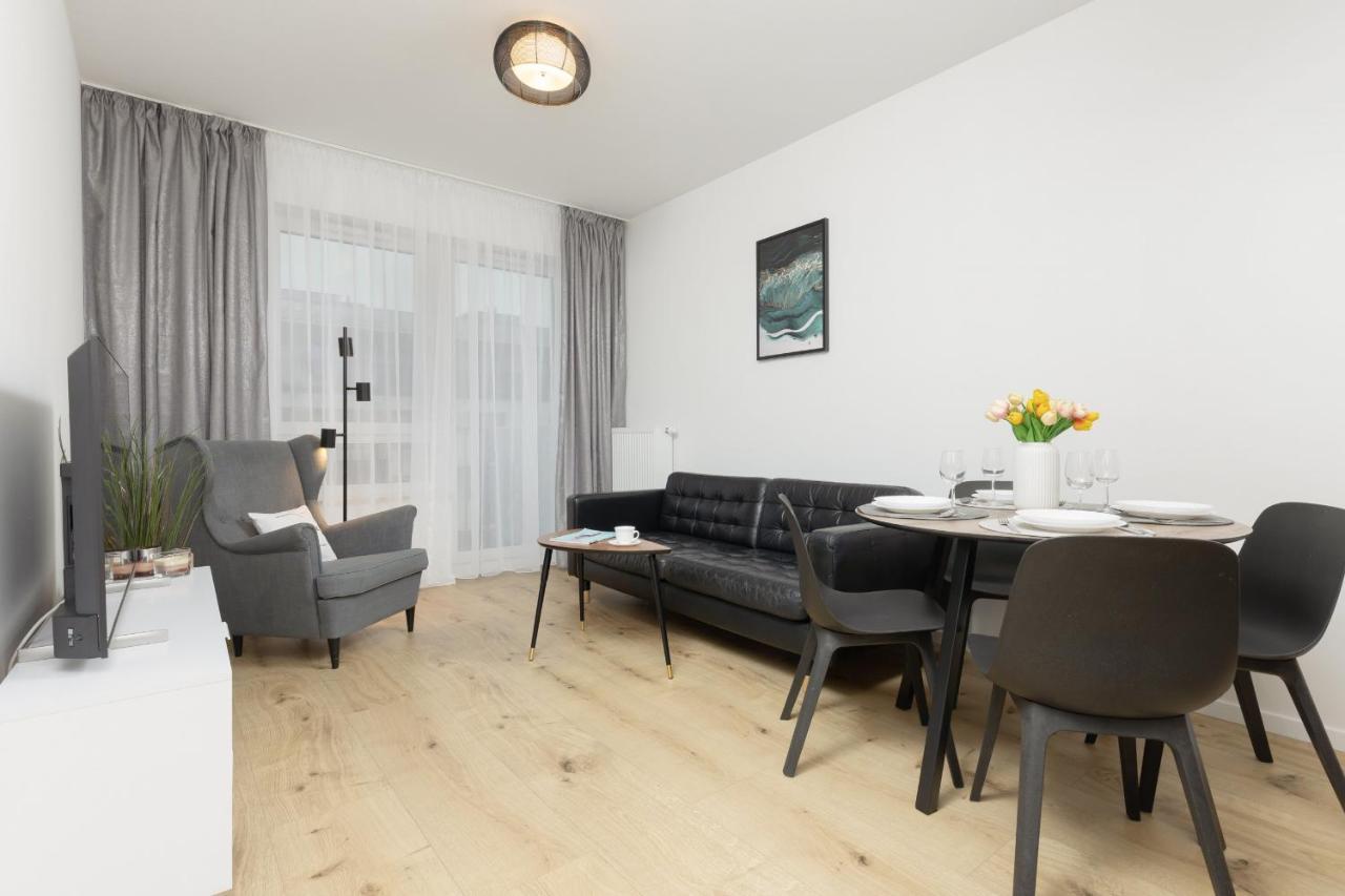 Apartamento Two-bedroom Elegant With Parking Praga By Renters *