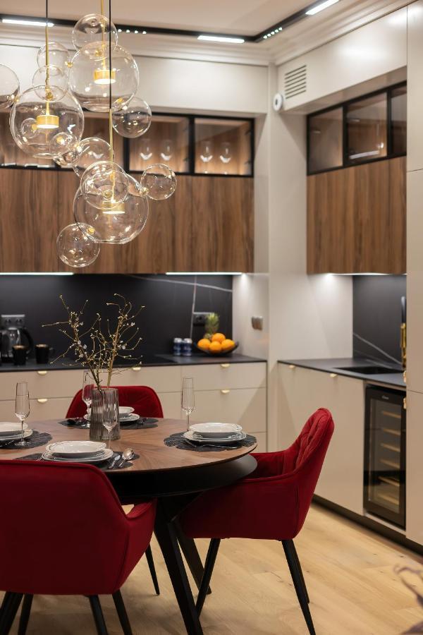 Kasprzaka With Ac & Parking By Renters Prestige * Warszawa