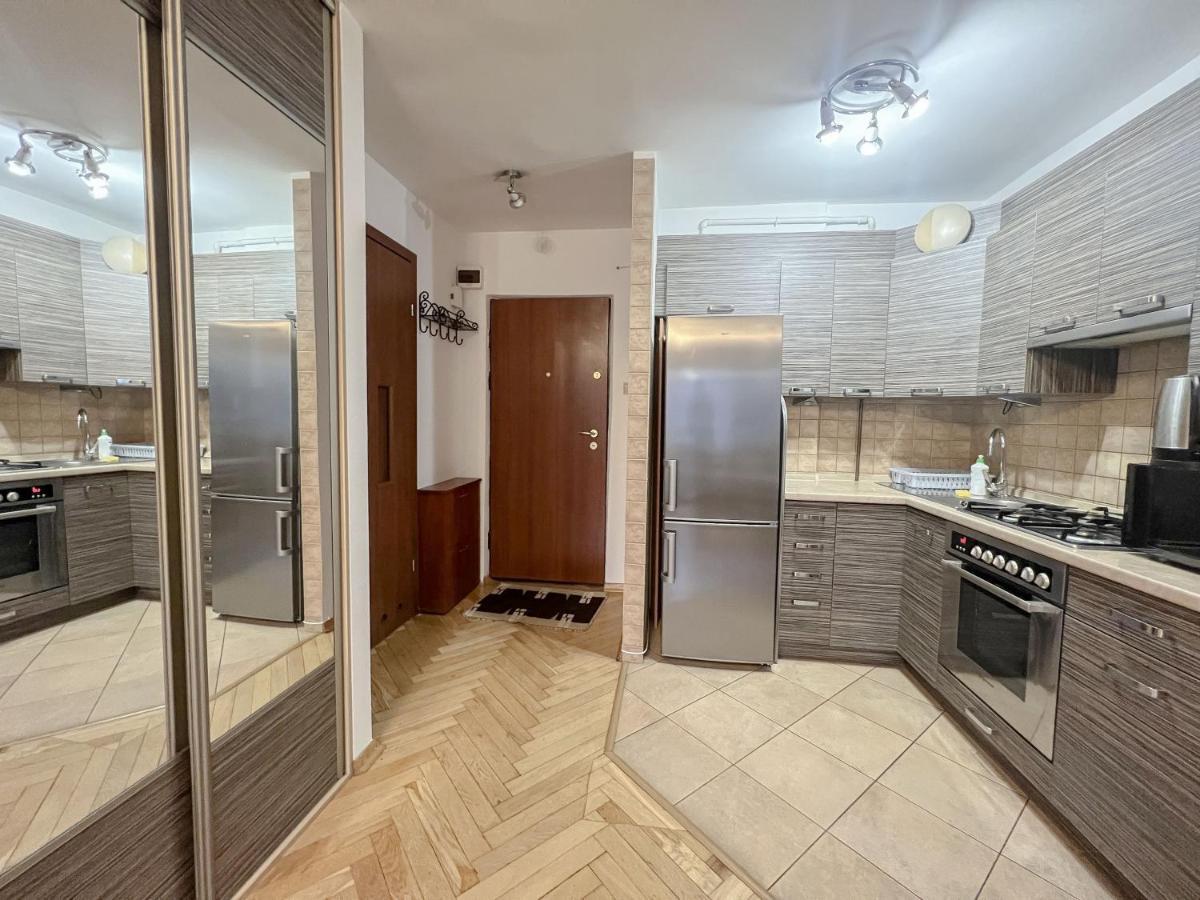Very Center Fast Internet And Balcony Chmielna 100 *