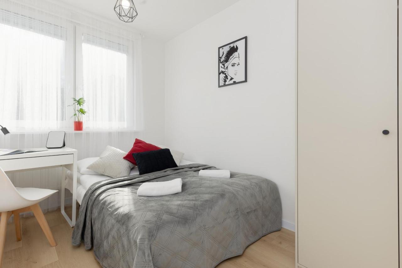 Spacious Suwalska Targowek By Renters