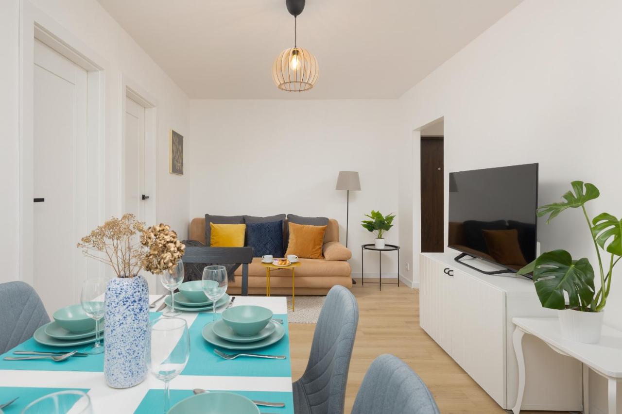 Spacious Suwalska Targowek By Renters Apartamento *