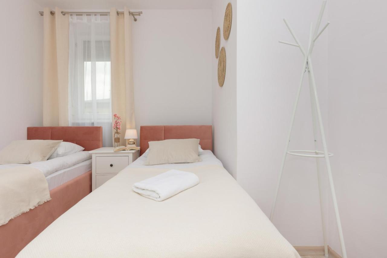 Apartamento Metro Bemowo Two-storey Pelczynskiego By Renters