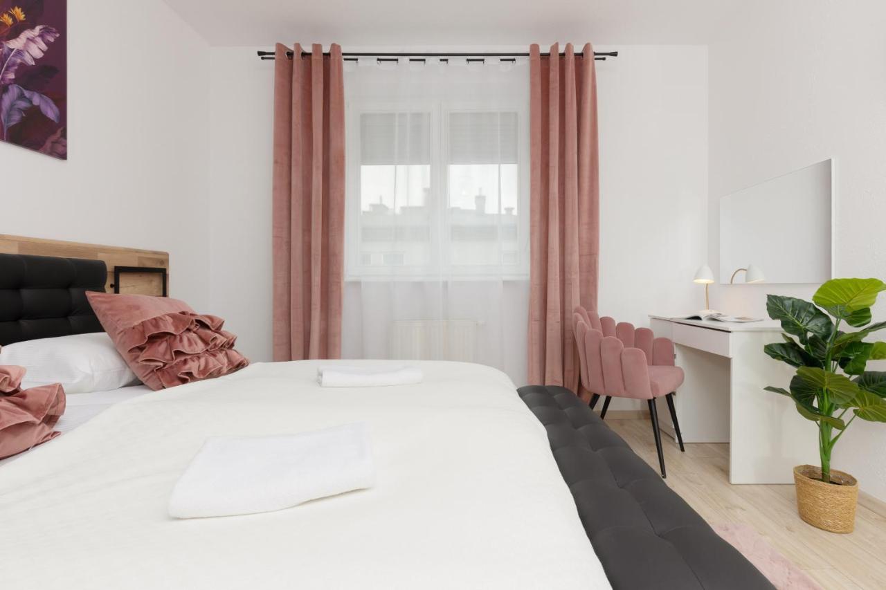 Apartamento Metro Bemowo Two-storey Pelczynskiego By Renters *
