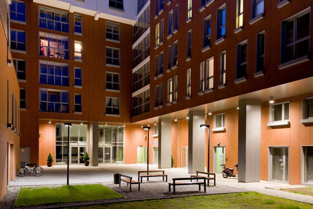 City Aparthotel Wola Hotel apartamentowy Warszawa