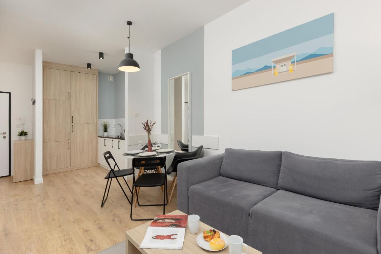 Wola Pet-friendly With Ac Slawinska By Renters Apartament