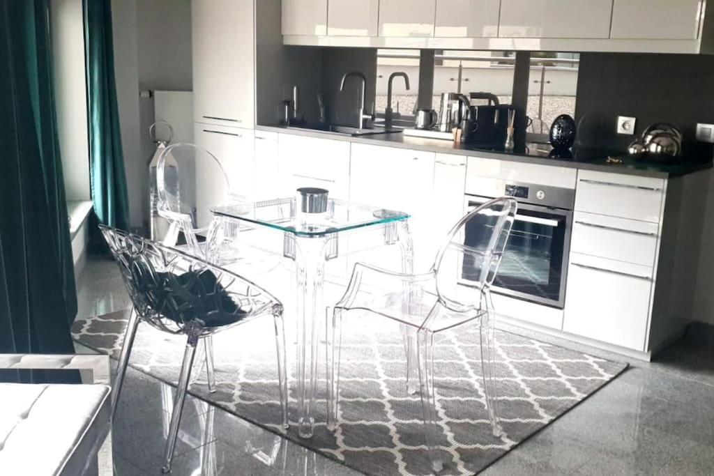 Loft Solec Apartament