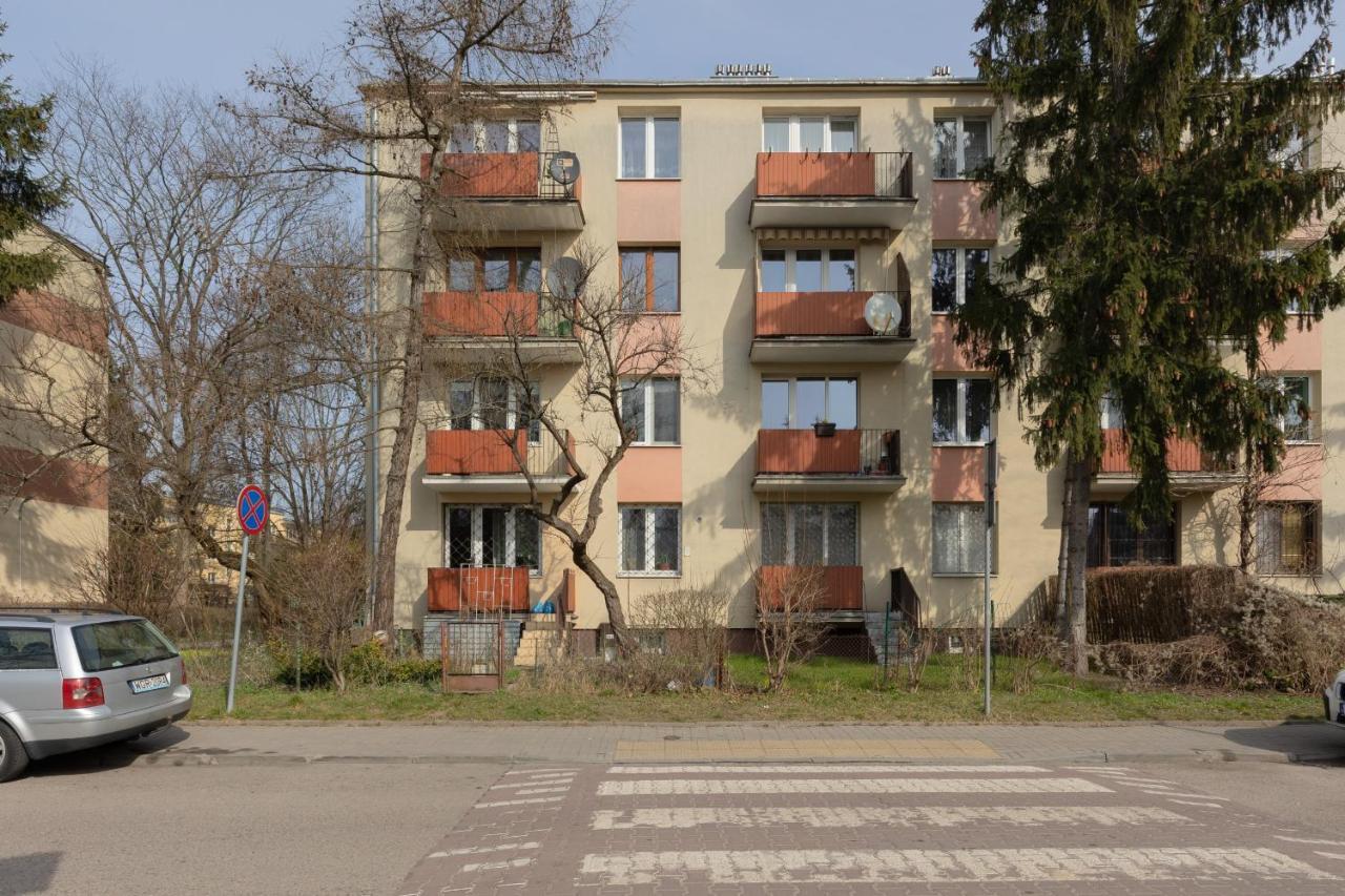 Spacious Astronaut's Wlochy By Renters