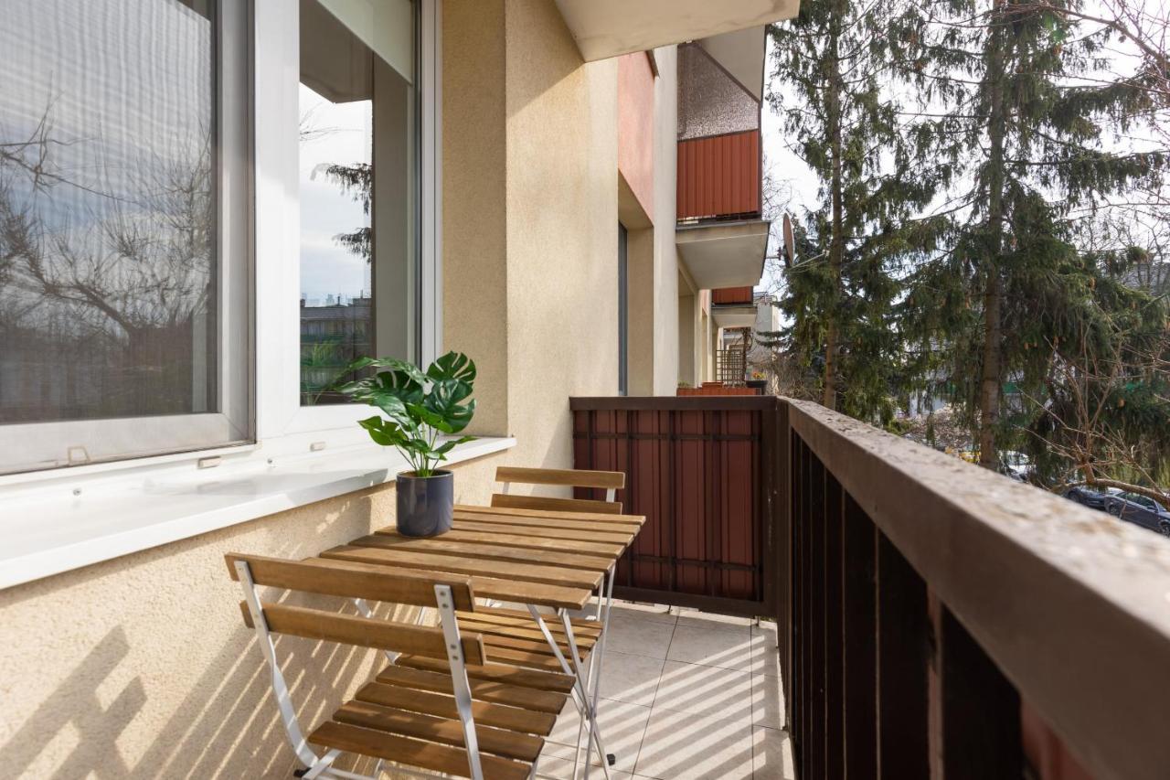 Spacious Astronaut's Wlochy By Renters