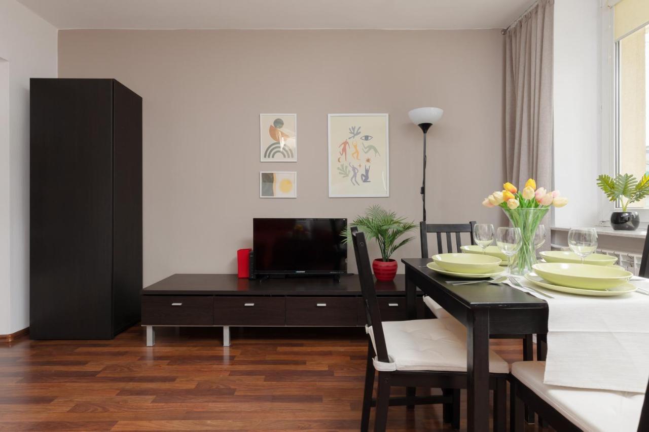 Apartment Spacious Astronaut's Wlochy By Renters Warschau