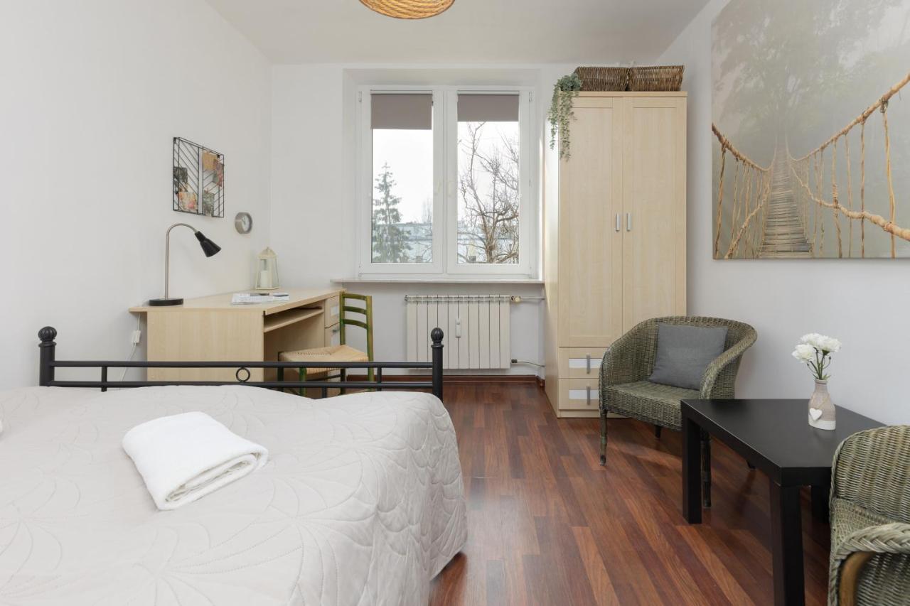 Spacious Astronaut's Wlochy By Renters Apartment Warschau