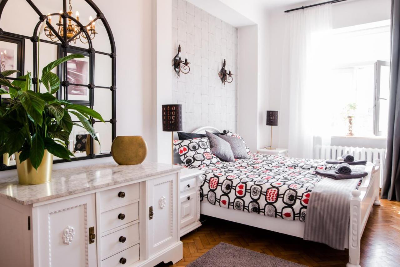 Halby Luxury Chmielna 73b Guest house Warsaw