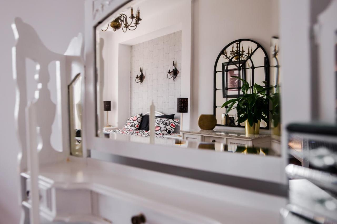 Halby Luxury Chmielna 73b Guest house Warsaw