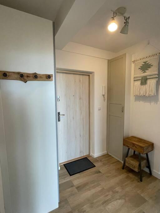 Apartament Pomaranczowy Apartment