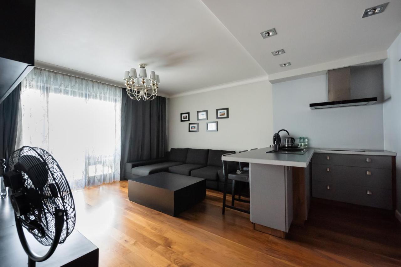 Rondo Daszynskiego 10th Floor Warschau