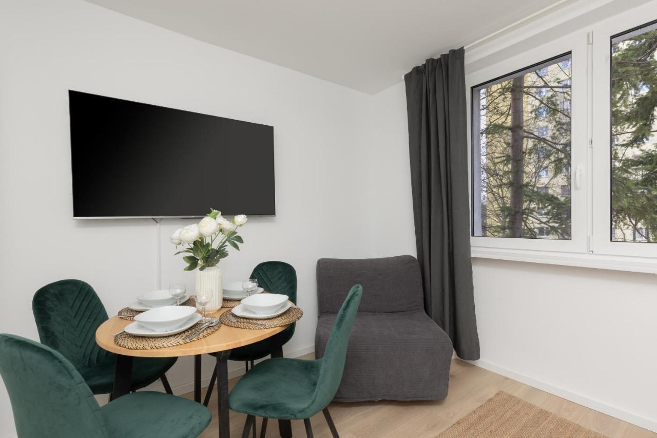 Metro Bemowo By Renters Apartament *
