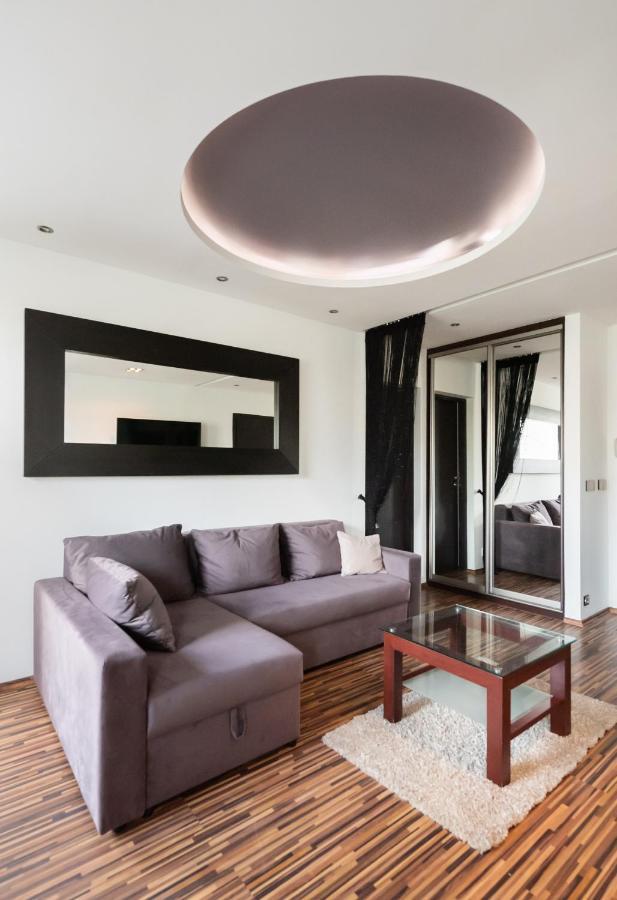 Apartment Gorczewska Violet Warsaw
