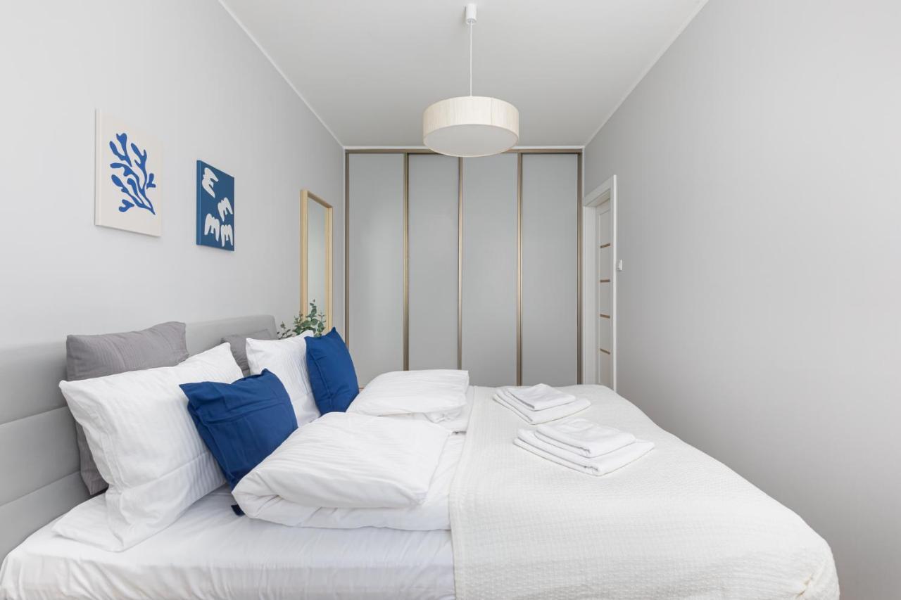 Apartament Ecru Spacious Modern With City Skyline View Wwa13