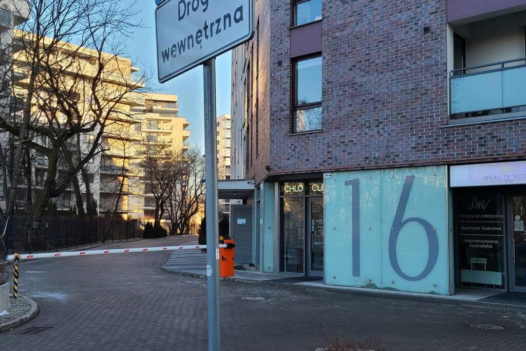Apartment Wellsituated 1 Bedroom In Freeparking *