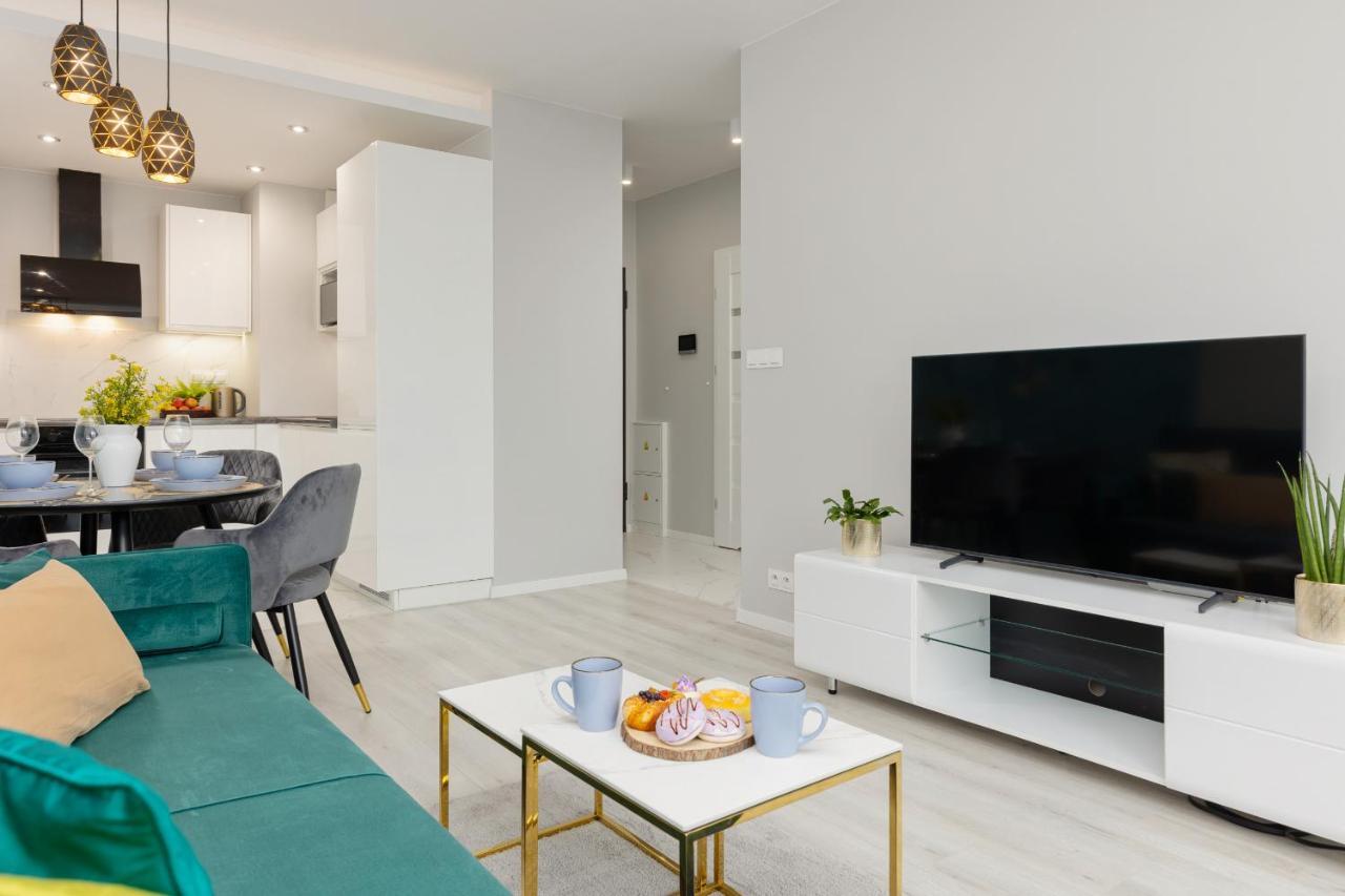 Apartment Turquoise Near The Royal Lazienki By Renters *
