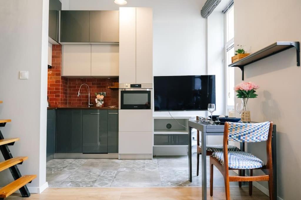 Apartment Brzeska Business By Rentujemy Warsaw