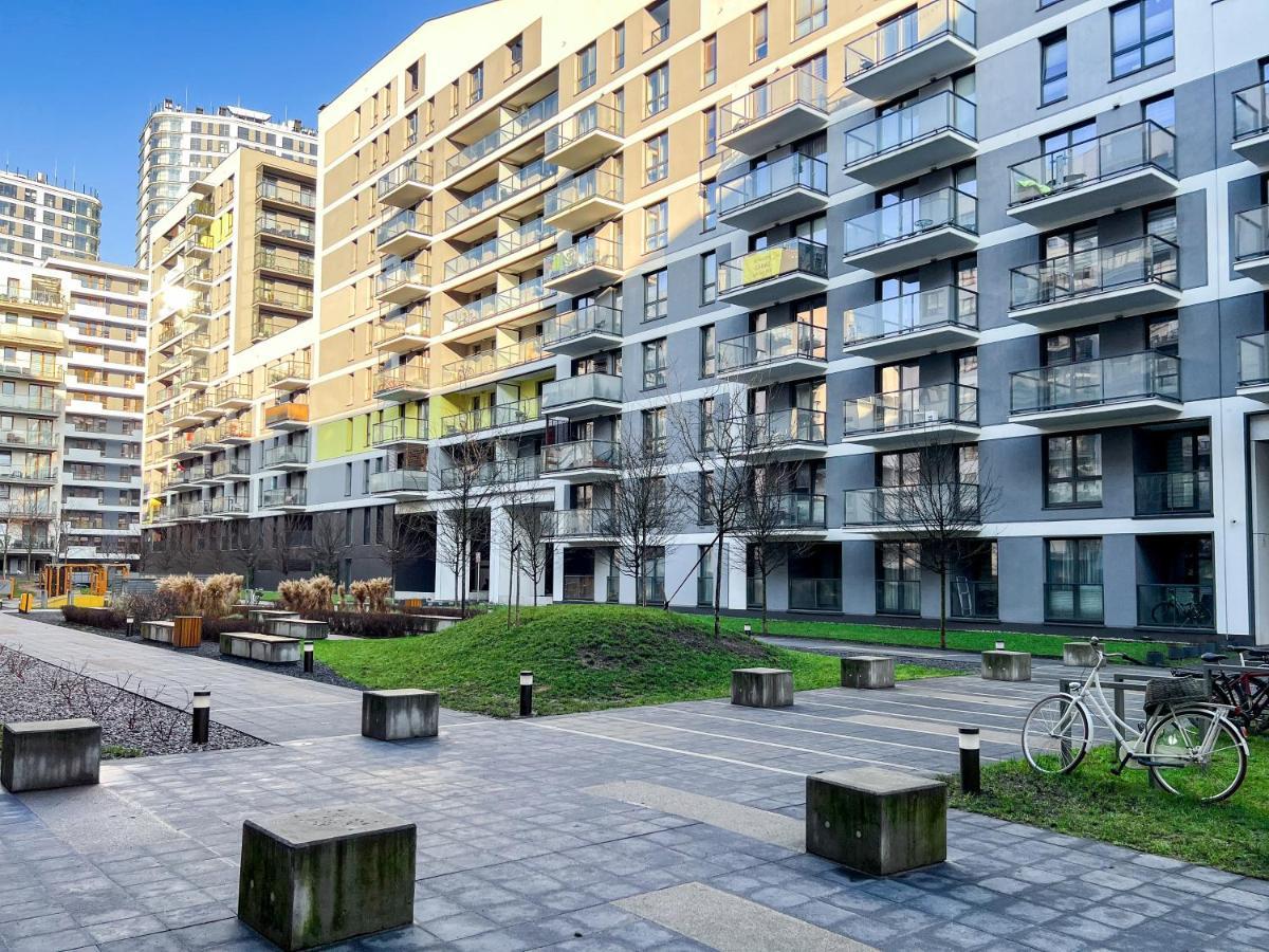 Bliska Wola, Apartament 3 Pokoje Z 40m2 Ogrodkiem Apartment Warsaw