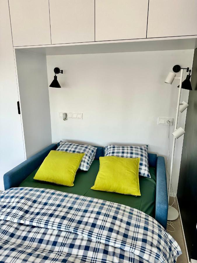 Super 2 Wifi 65'tv Netflix Hbo Metro Apartment *