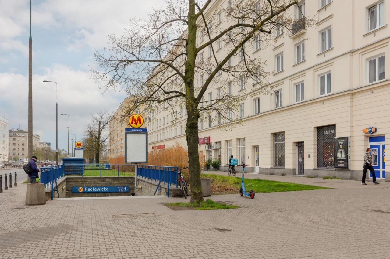 Metro Raclawicka Cozy By Renters * Warsaw