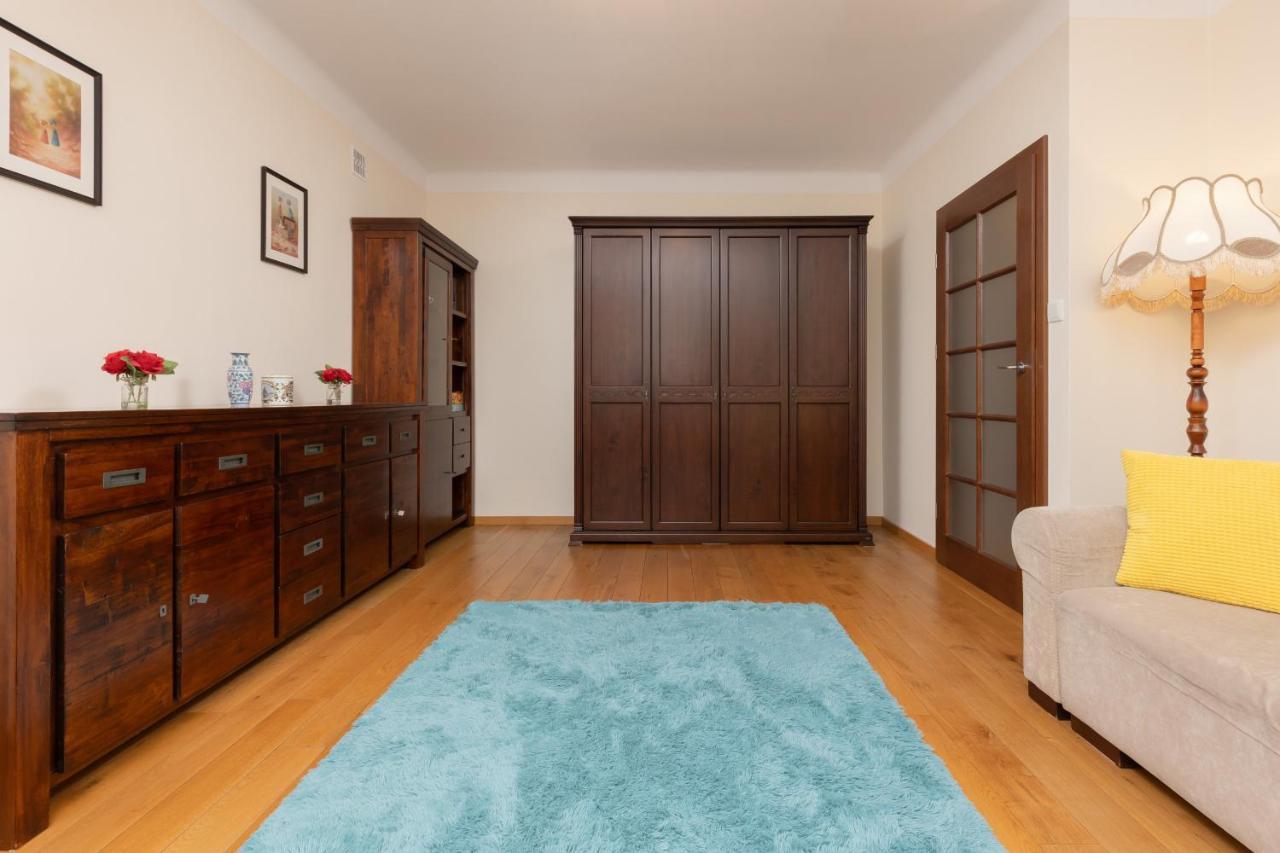 Metro Raclawicka Cozy By Renters *