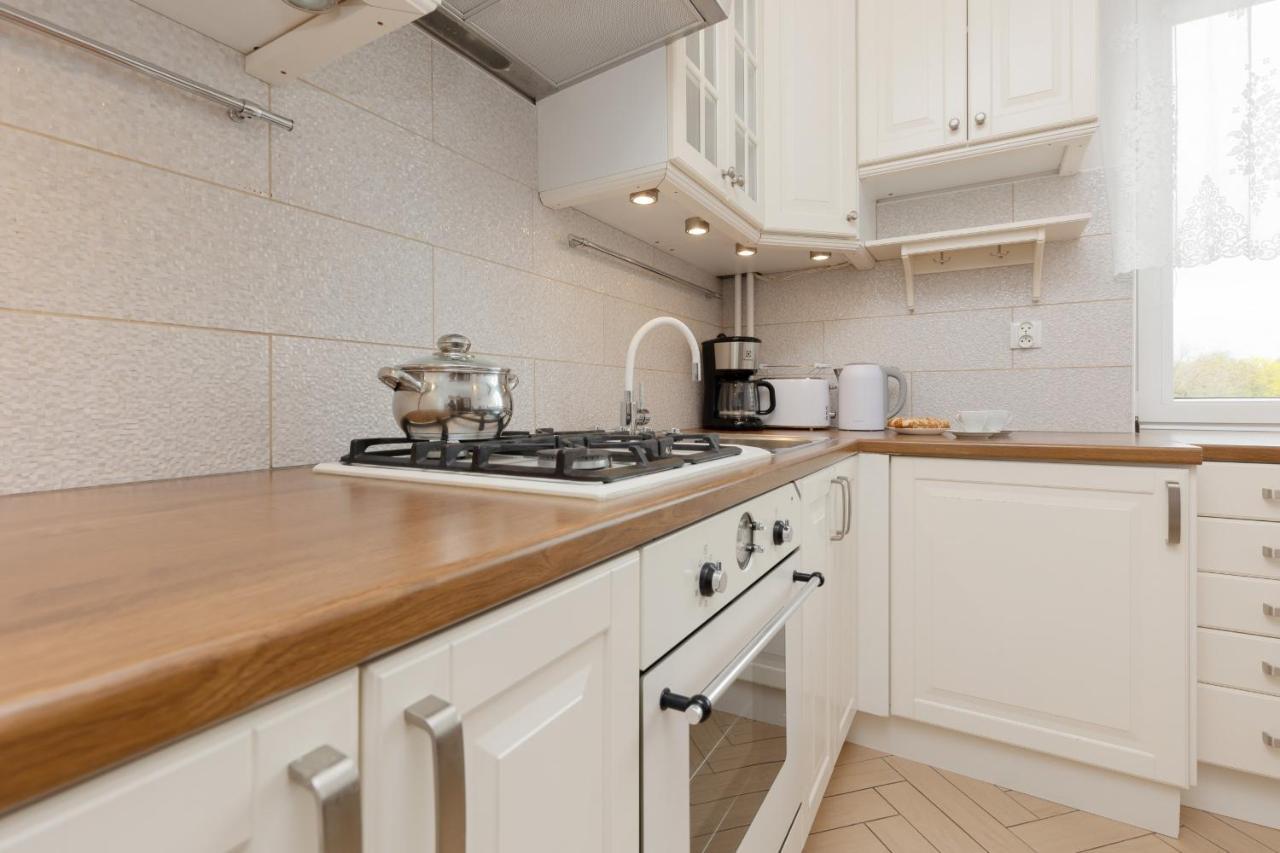 Apartment Metro Raclawicka Cozy By Renters