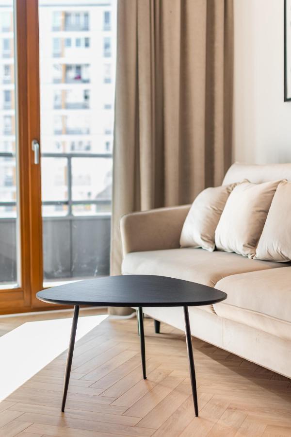 Aleja Solidarnosci 60b Apartment Warsaw