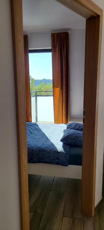 Wellsituated 1 Bedroom In Freeparking Apartment Warschau
