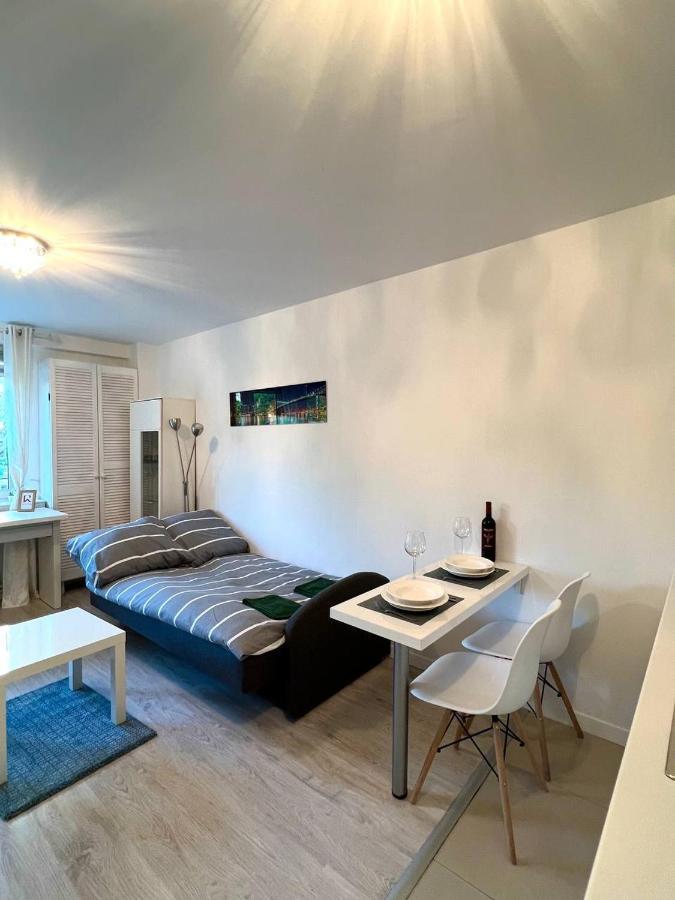 Căn hộ 2-rooms Cute Apartment, Metro, Wi-fi - By Hik Warsaw
