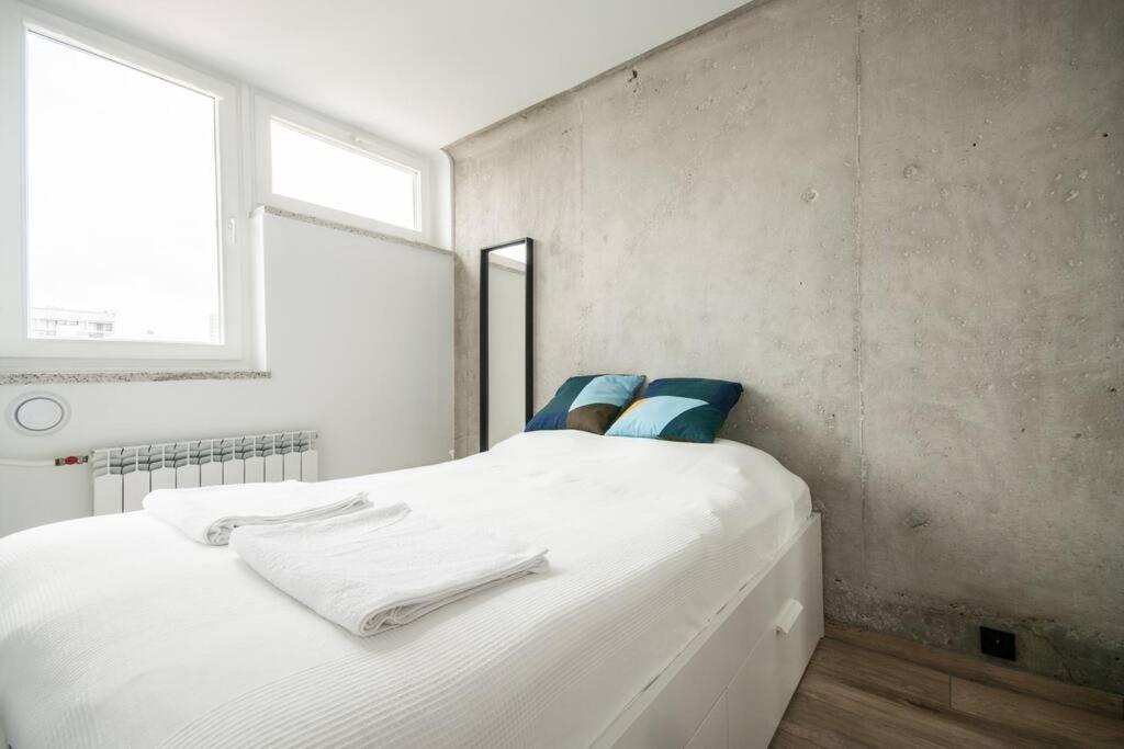 Unique With Stunning View & Netflix Varsóvia