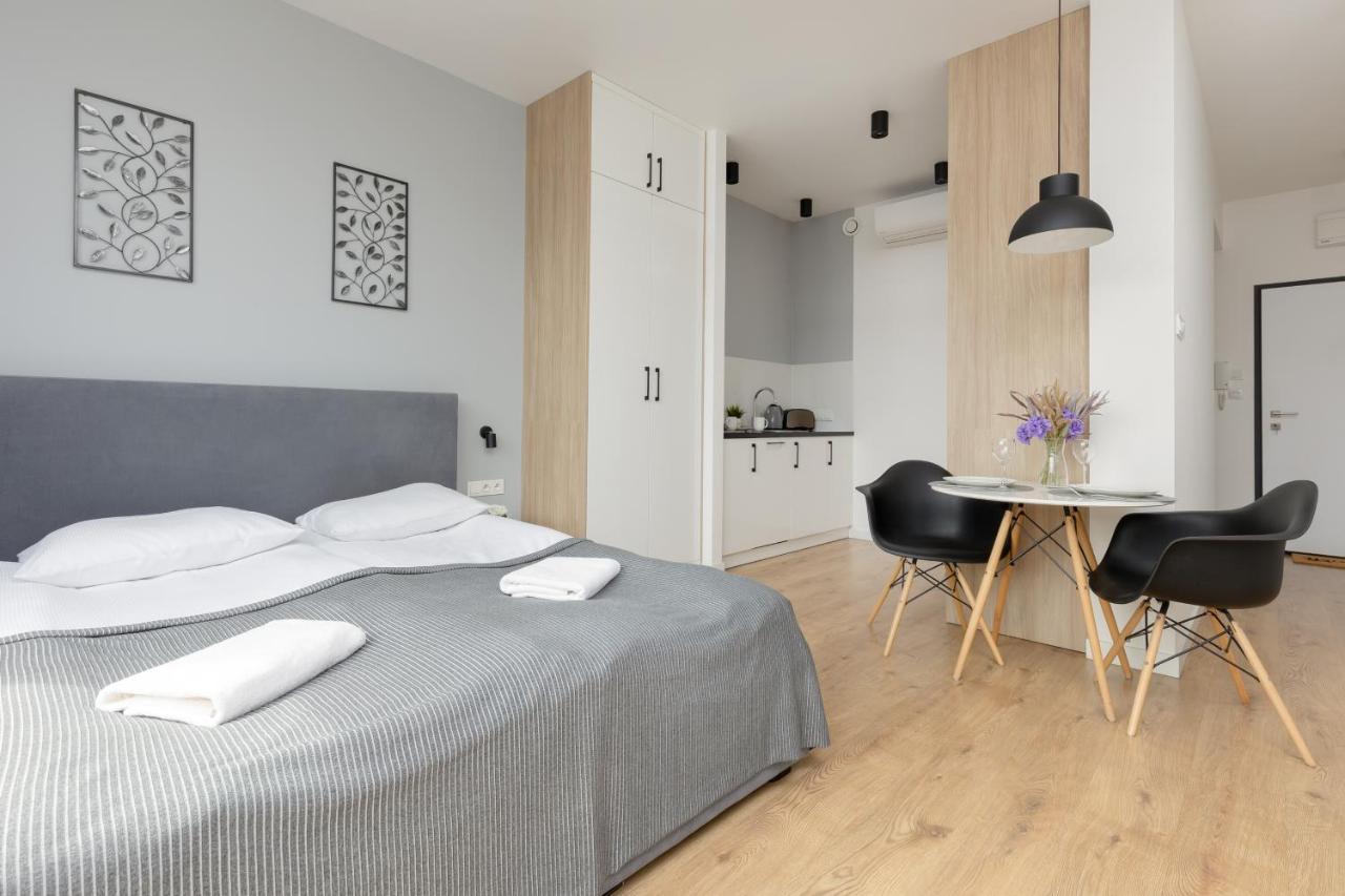 Wola Pet-friendly With Ac Slawinska By Renters Warszawa