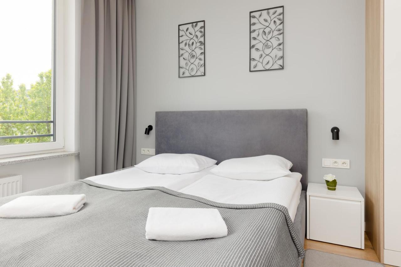 Wola Pet-friendly With Ac Slawinska By Renters