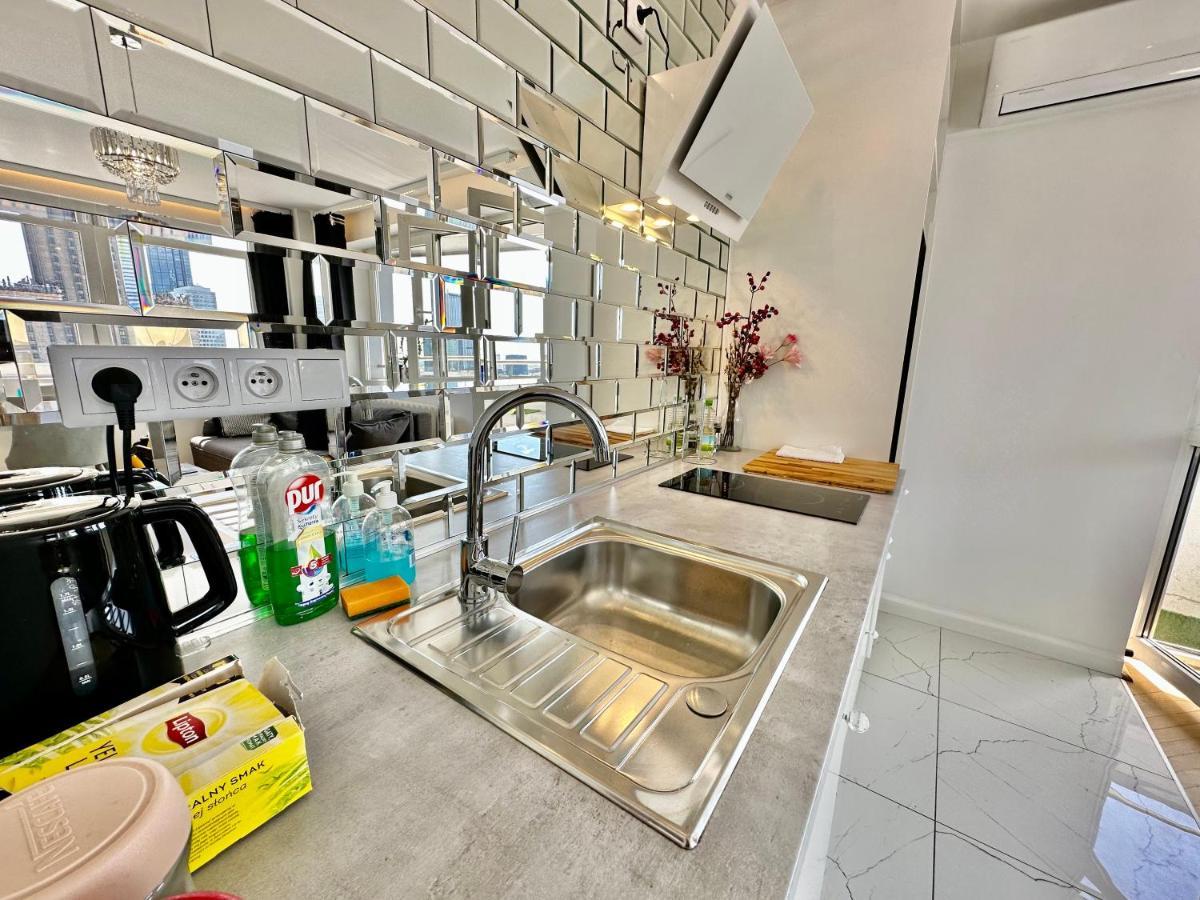 Apartment Platinum Metro X2 Wifi 350 Mbs Netflix Hbo Appletv
