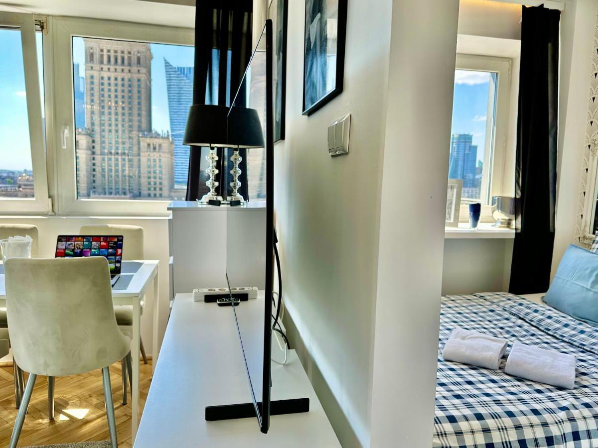 Platinum Metro X2 Wifi 350 Mbs Netflix Hbo Appletv Apartment Warsaw