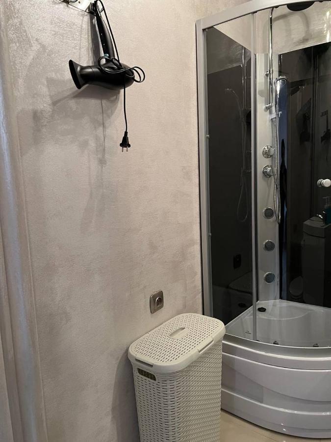 Căn hộ 2-rooms Cute Apartment, Metro, Wi-fi - By Hik