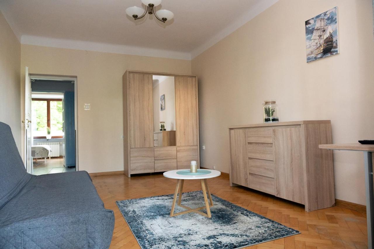 Apartamento 18 Woronicza Metro Apartament