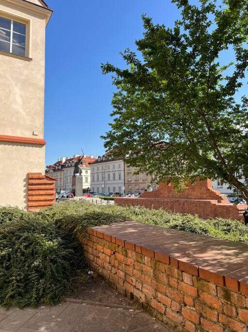 Old Town Apartment *