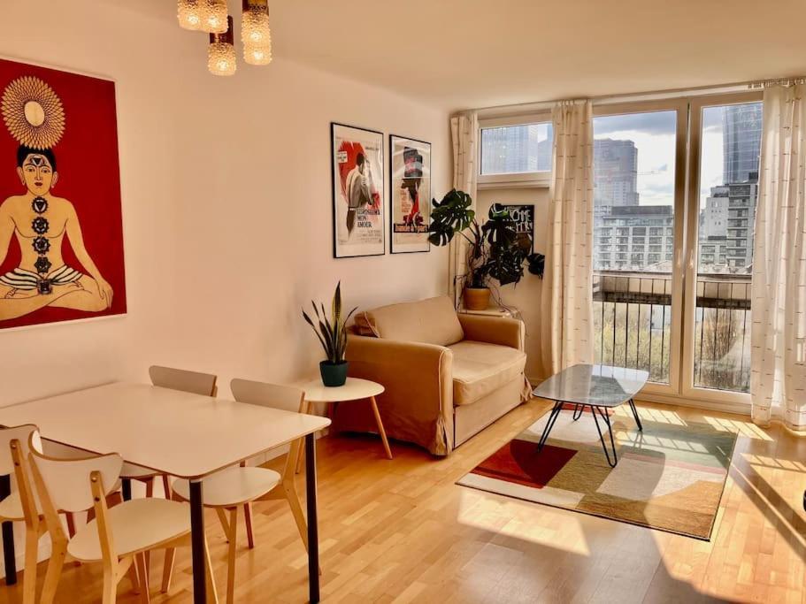 Apartament W Centrum Warszawy *